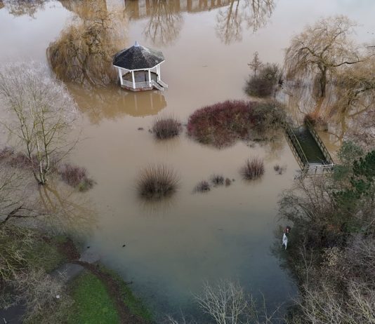 Grecia decreta alertâ roja por intensäs lluvias e inicia evacuacionës preventivas en zonas vulnerables