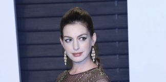 Anne Hathaway descarta dar el salto a la dirección y prioriza la consolidación de su carrera como actriz tras una prolífica racha de estrenos