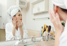 Estudios advierten que el 95 % de los contenidos de skincare en TikTok incluye información engañosä