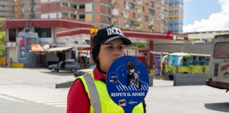 Autoridades del INTT impulsan campañas de concienciación en zonas de alto tráfico para reducir accïdentes de tránsito