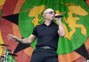 De la mano de figuras como Bon Jovi, KISS y Gente de Zona, Pitbull presenta su decimocuarto trabajo discográfico ‘PITCOIN’