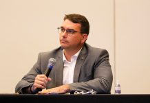 Corte Suprema de Brasil autoriza la reanudación de las visitas de Flávio Bolsonaro a su padre en arrestö domiciliario