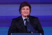 Javier Milei anuncia disposición a reprogramar la visita del papa León XIV tras su cirugía