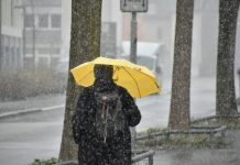 Estambul registró el mayor volumen de lluvias en 84 años con un saldo de tres personas fallecidäs