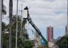 Instalan tecnología LED de alta eficiencia para optimizar el alumbrado público en la avenida Bolívar