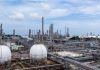 Eni y Repsol evalúan la entrada de nuevos inversores para impulsar el megayacimiento de gas Perla en el país