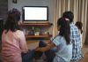 Peruanos consumen un promedio de más de seis horas diarias de contenidos audiovisuales