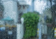 Onda tropical N° 55 traerá lluvias con actividad eléctrica al país tras una mañana estable