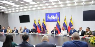 Delcy Rodríguez anuncia la creación de un contingente de médicos y enfermeras para atender a adultos mayores en sus hogares