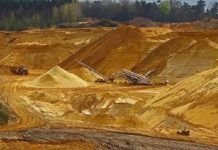 Gobierno entrega lote de maquinaria pesada en la Planta Chocó para impulsar la producción minera en Bolívar