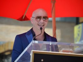 Pitbull confirma su regreso a los escenarios colombianos tras 15 años de ausencia con un concierto en Medellín en 2027