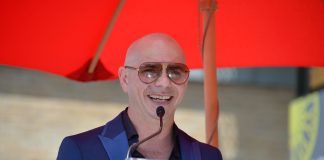 Pitbull confirma su regreso a los escenarios colombianos tras 15 años de ausencia con un concierto en Medellín en 2027