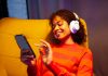 Spotify planea lanzar en 2027 un complemento de pago con inteligencia artificial para remezclar canciones