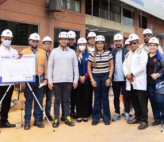 Gobernadora del estado Bolívar inspecciona mejoras de infraestructura en el Hospital Clínico de los Trabajadores José Gregorio Hernández (+ Fotos)