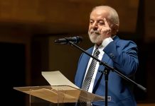Lula insta a superar el proyecto de la extremâ derecha y vencer a Flávio Bolsonaro en primera vuelta
