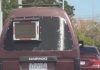 ¡Ingenio contra el calor! Captan camioneta con aire de ventana instalado en Maracaibo (+ Video)