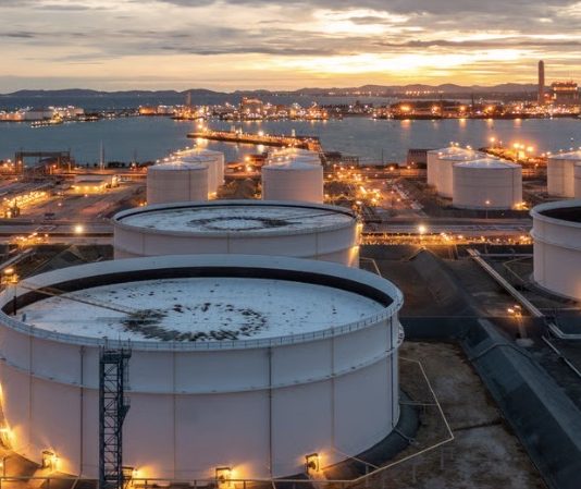 Petróleo venezolano repunta a $93,75 por barril y marca su mayor precio en más de una década