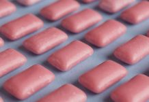 Nueva Jersey evalúa prohibir la venta de chicles y productos con microplásticos proteger la salud y el medio ambiente