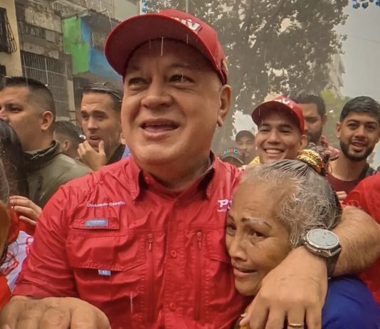 PSUV conmemora 14 años de la victoria electoral de Hugo Chávez con movilización en Caracas (+ Fotos)