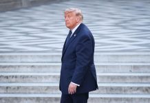 Juez federal rechazâ el intento de la administración de Donald Trump de apartar 20.000 votos por correo en California
